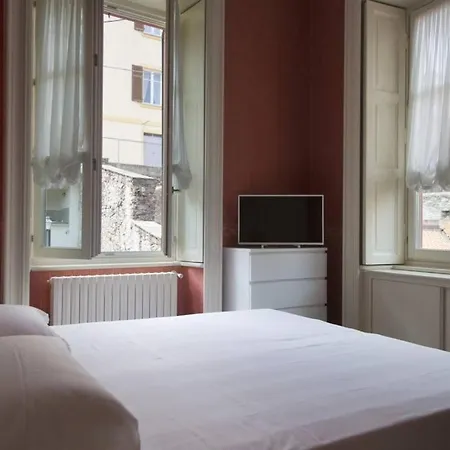 Luxury - & Swimming Pool Villa *