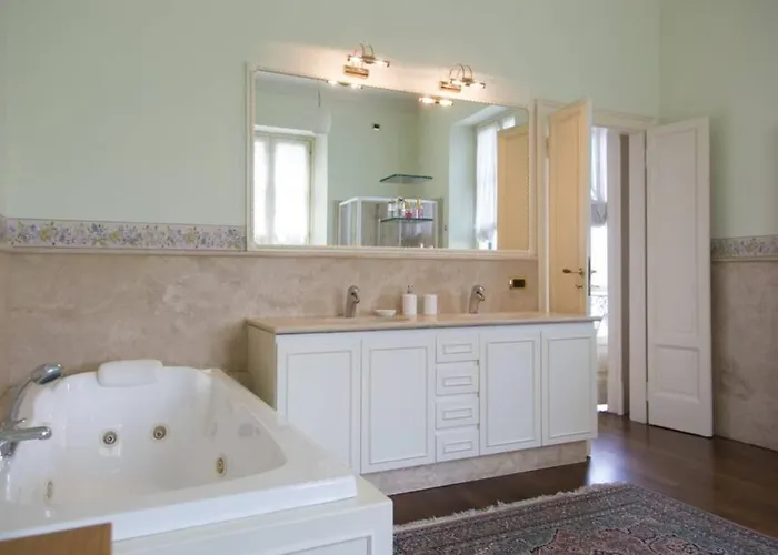 Luxury - & Swimming Pool וילה *