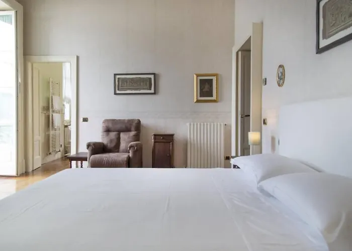 Luxury - & Swimming Pool